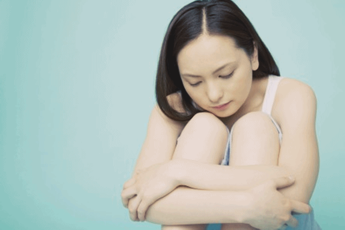 母乳が出ないのは母親失格？