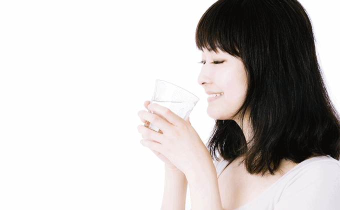 母乳育児中の水分摂取